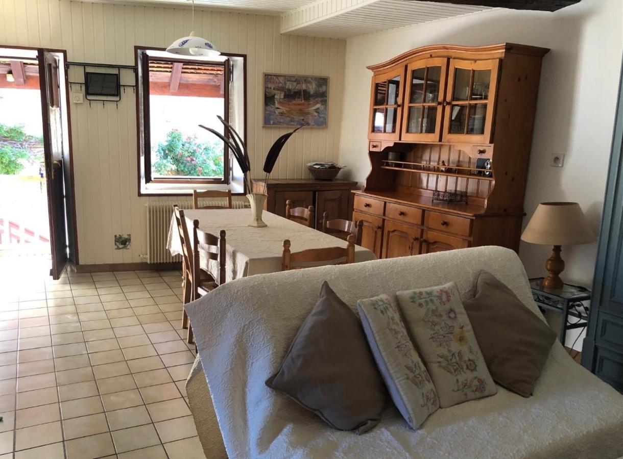 Appartement Dans La Vieille Ville, En Face Du Chateau Annecy Dış mekan fotoğraf